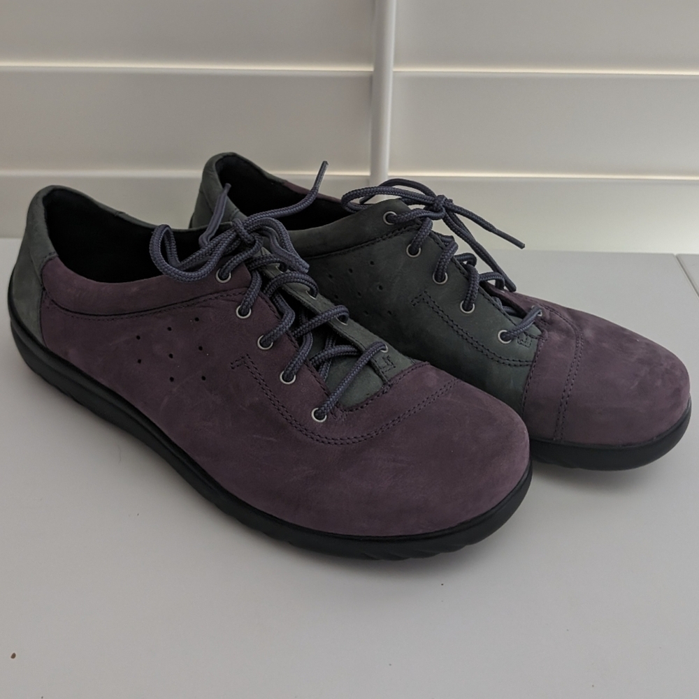Klogs Purple and Grey Suede Lace Up Shoes